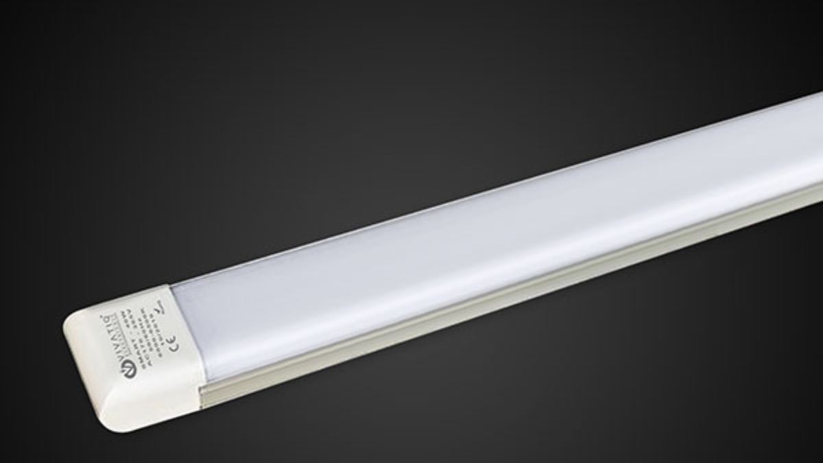 LED बल्ब और ट्यूबलाइट में कौन खाता है ज्यादा बिजली, जानने के बाद बदल